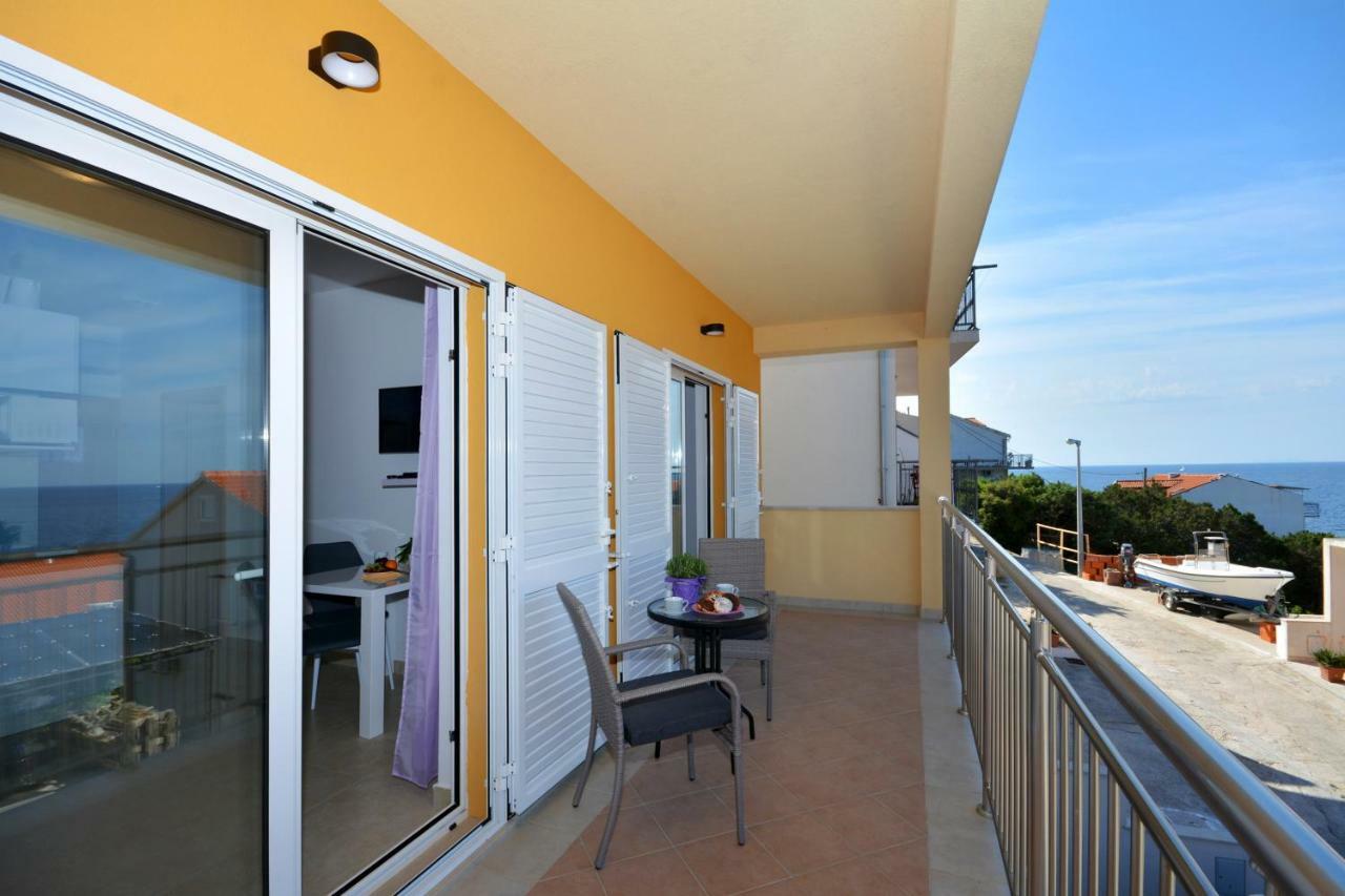 Solis Milna (Hvar)
