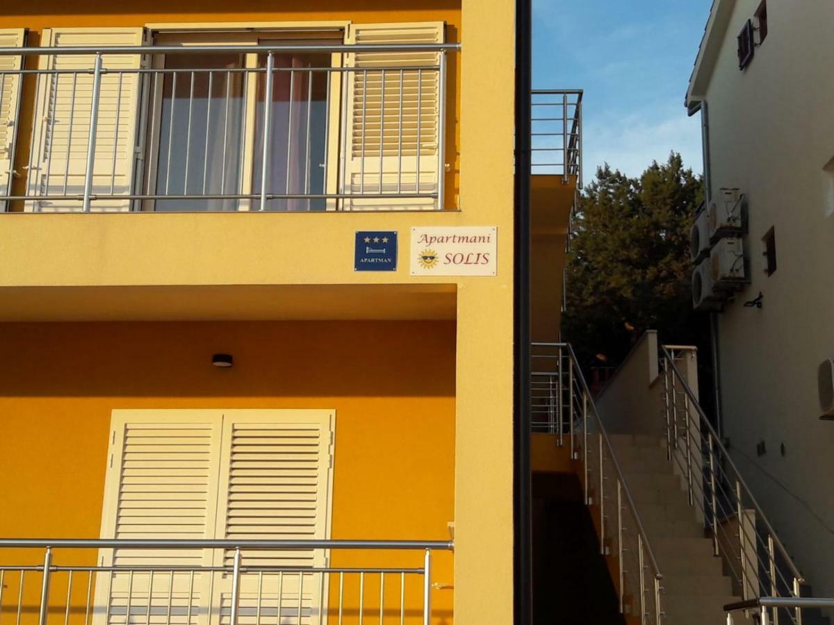 Solis Apartment *