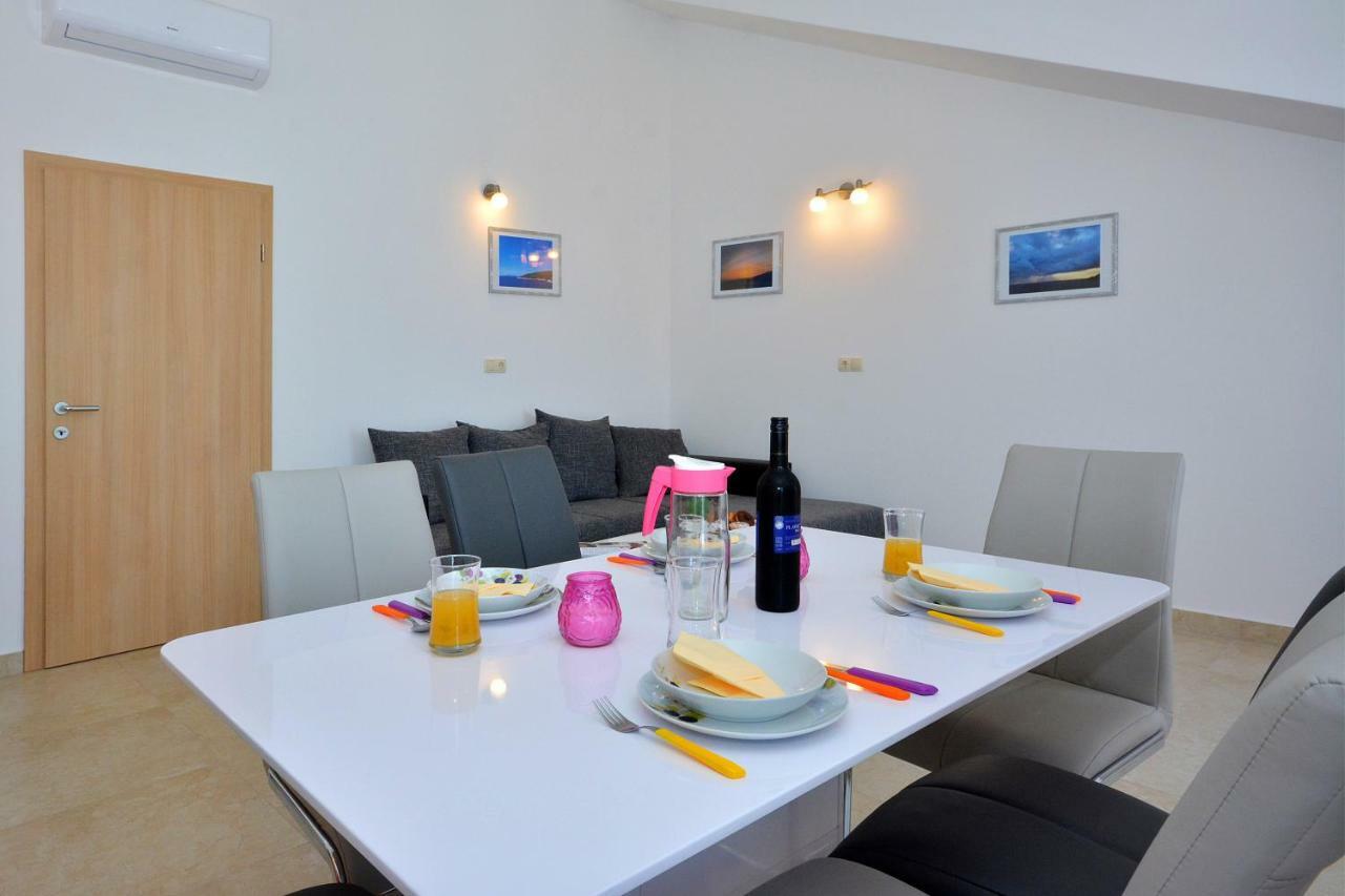 Solis Apartment Milna (Hvar)